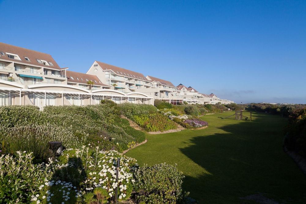 Dolphin Beach Hotel Self Catering Apartments Bloubergstrand Exteriör bild